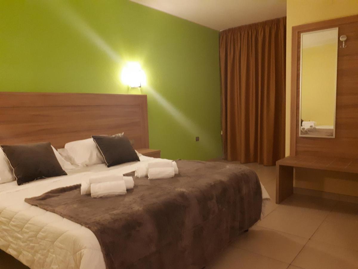 Hotel La Ninfea Montesilvano Marina المظهر الخارجي الصورة