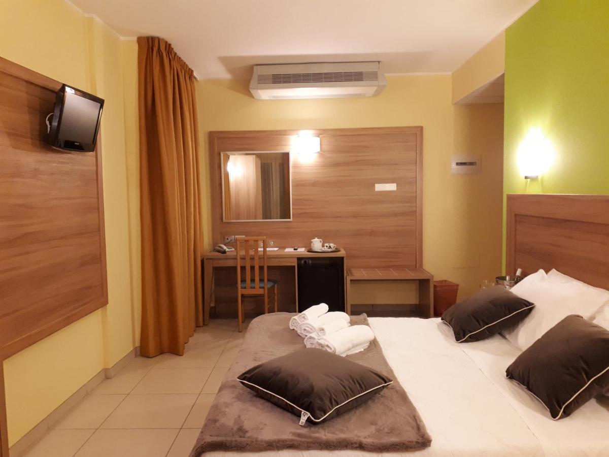 Hotel La Ninfea Montesilvano Marina المظهر الخارجي الصورة